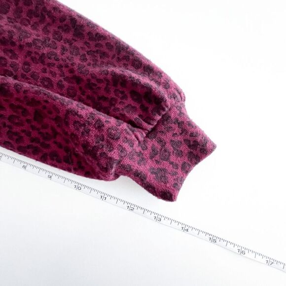 Banana Republic Womens Knit Top Puff Long Sleeve Animal Print Maroon Small - Picture 5 of 7